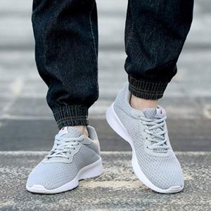 Men's Ultra Lightweight Breathable Walking Shoes